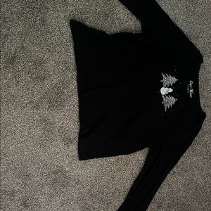 Onque Woman Black Long Sleeve Top with Snowman and Tree Design